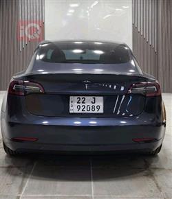 تسلا موديل 3